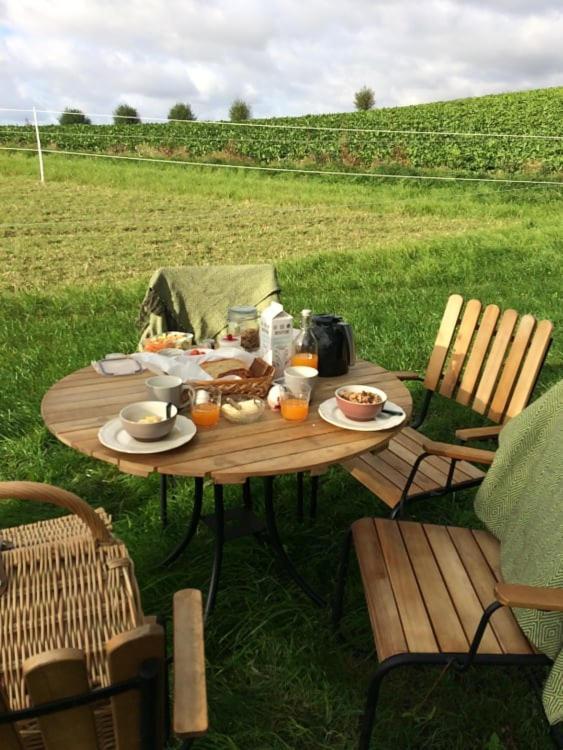 SkivarpGlamping Och Gardslagenhet Mellan Himmel Och Hav公寓 外观 照片